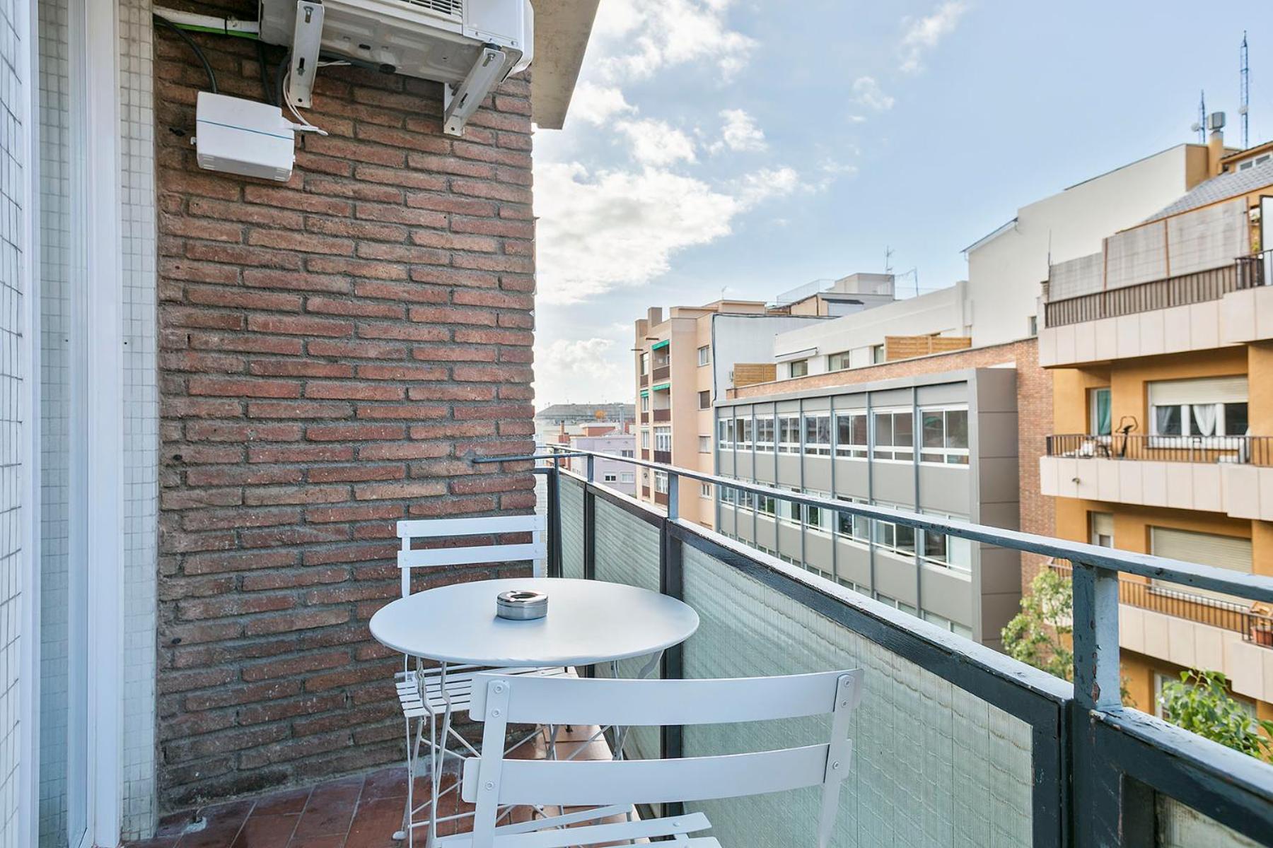 The White Flats Les Corts Apartment Barcelona Exterior photo